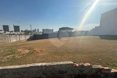 Terreno à venda no condomínio Portal da Primavera, Sorocaba - SP
