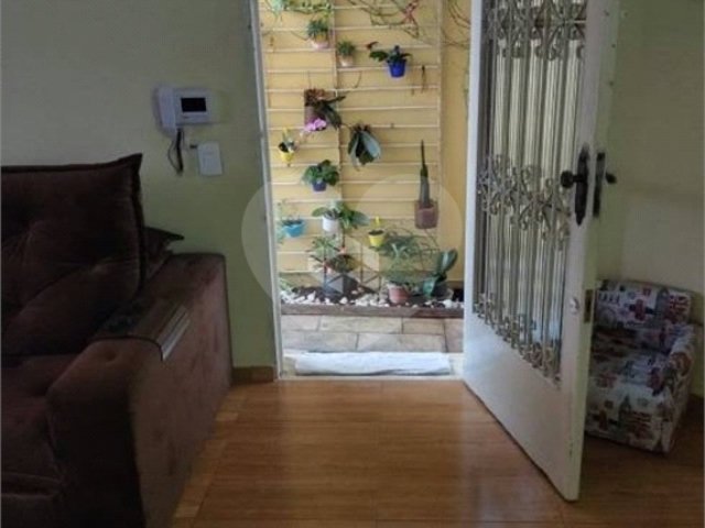 Sobrado à venda com 3 quartos, sendo 1 suíte,  em Butantã, São Paulo, SP