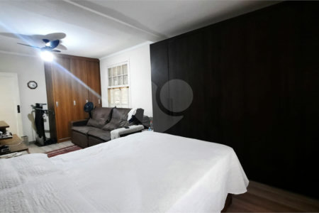 Casa à venda com 3 quartos, sendo 2 suítes, em Santo Amaro, São Paulo, SP