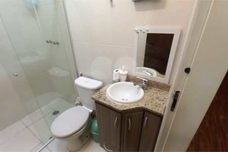 Casa à venda com 3 quartos, sendo 1 suíte, em Jardim Esmeralda, São Paulo, SP
