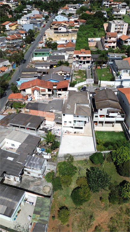 Casa à venda com 5 quartos, sendo 3 suítes,  em Capoavinha, Mairiporã, SP
