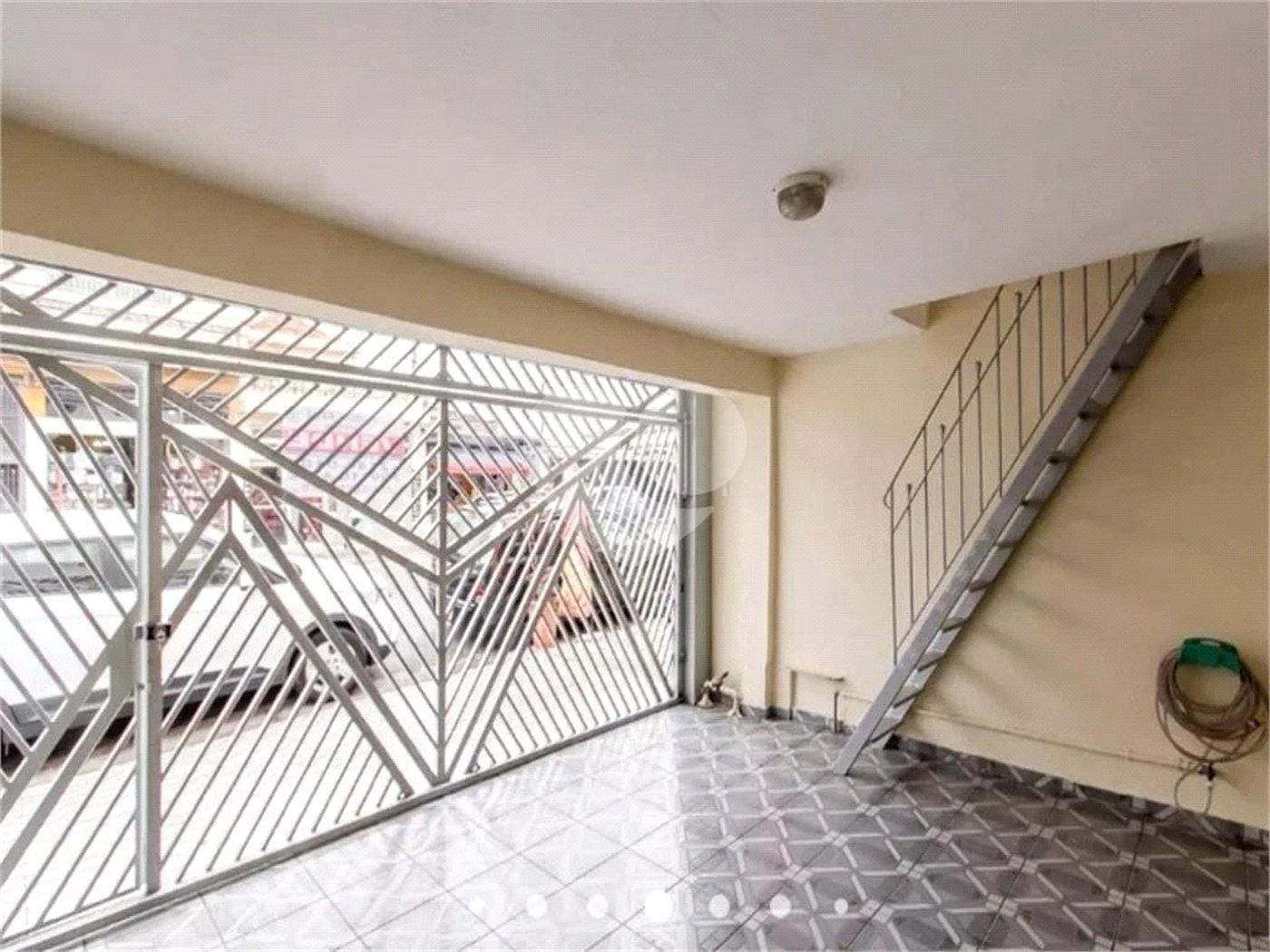 Casa à venda com 4 quartos, sendo 2 suítes, em Jardim Coimbra, São Paulo, SP