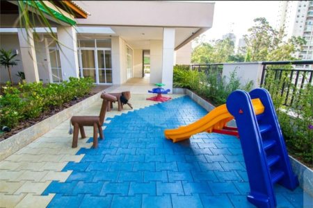 Apartamento à venda com 2 suítes em Vila Andrade, São Paulo, SP