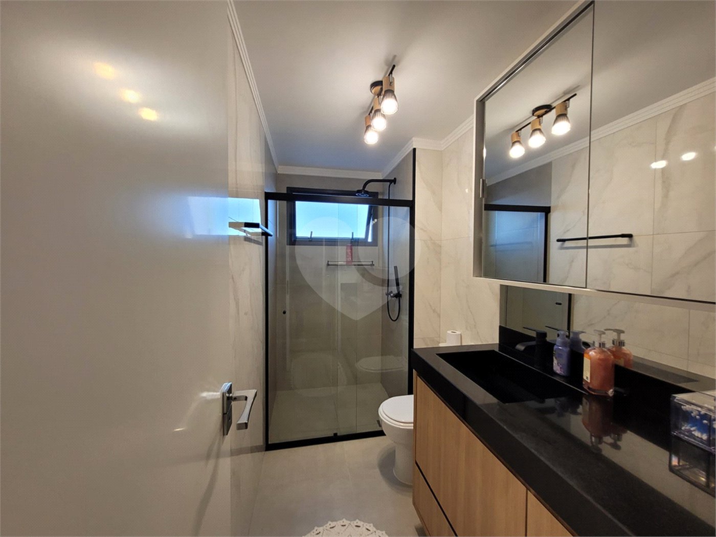 Apartamento à venda com 3 suítes em Parque Campolim, Sorocaba, SP