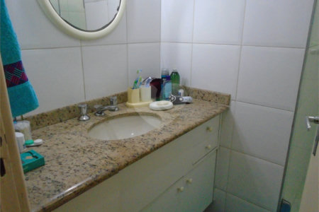 Apartamento à venda com 3 quartos, sendo 1 suíte,  em Brooklin, São Paulo, SP