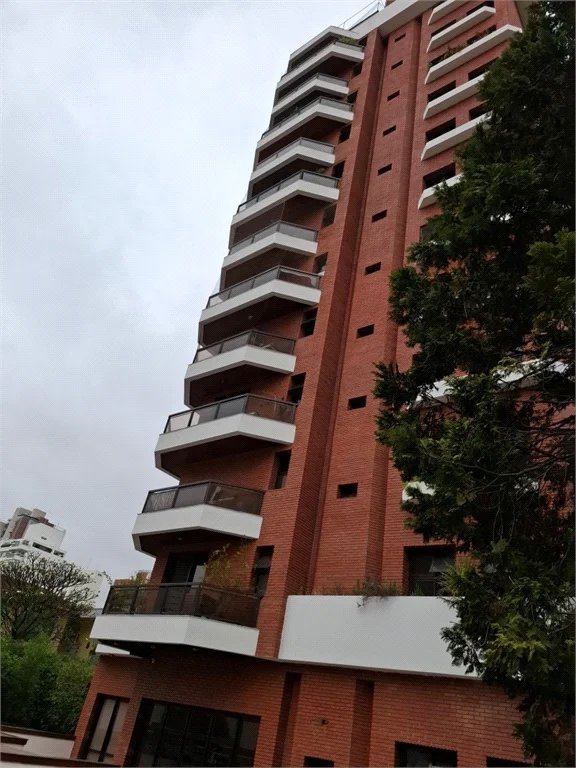 Apartamento à venda com 4 quartos, sendo 2 suítes, em Brooklin Paulista, São Paulo, SP