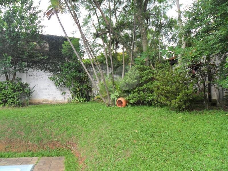 Sobrado à venda com 3 quartos, sendo 1 suíte,  em Vila São Francisco, São Paulo, SP