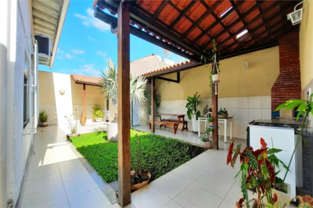 Casa à venda com 3 quartos, sendo 1 suíte, em Freguesia (jacarepaguá), Rio de Janeiro, RJ