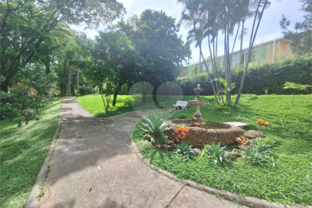 Casa à venda com 5 quartos, sendo 3 suítes,  no condomínio Vila Panamericana, São Paulo - SP