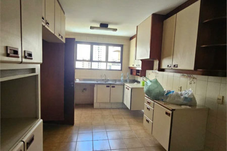 Apartamento à venda com 4 quartos, sendo 2 suítes, em Jardim Parque Morumbi, São Paulo, SP