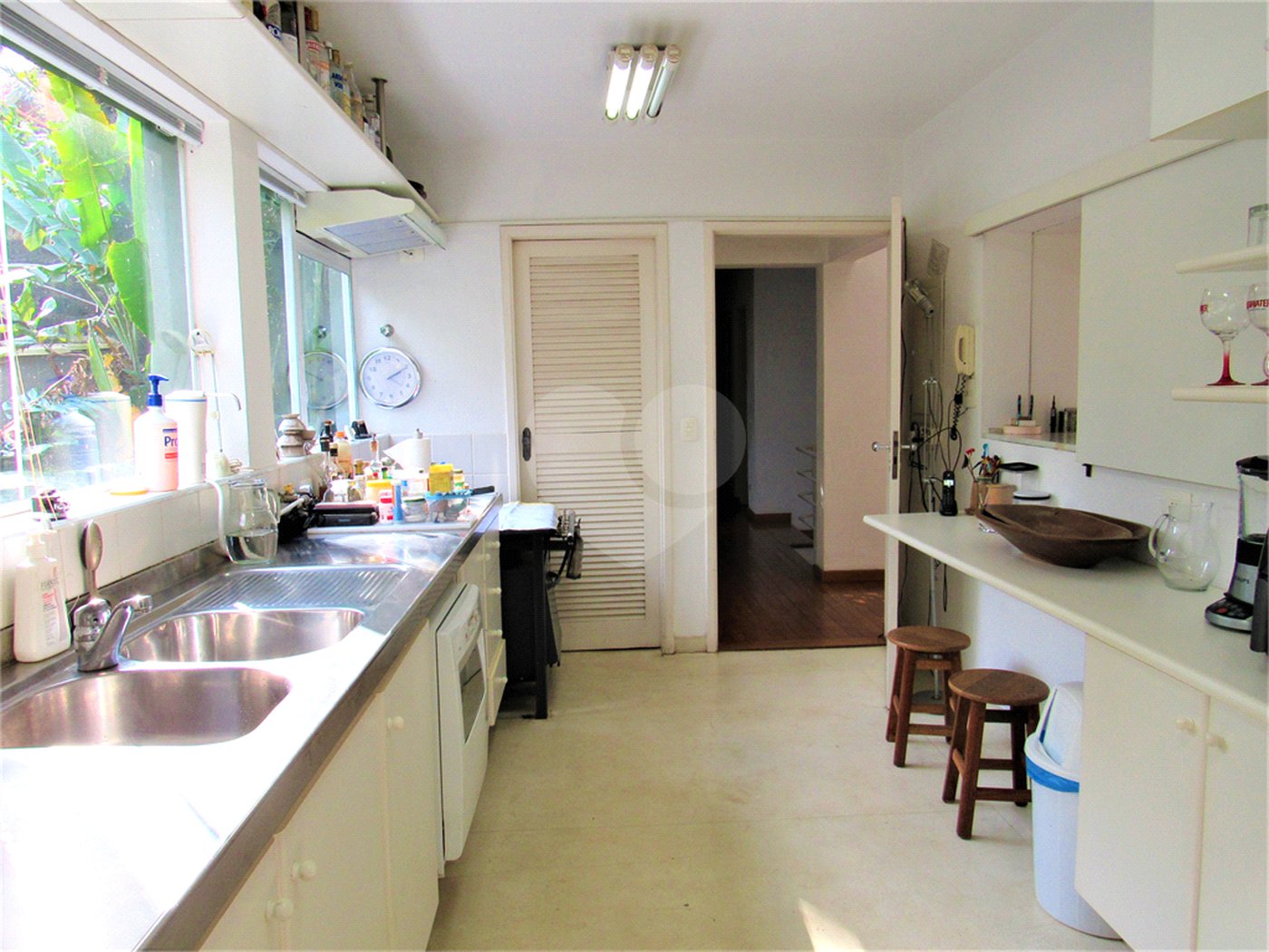 Casa à venda com 3 quartos, sendo 1 suíte, em Guarapiranga, São Paulo, SP