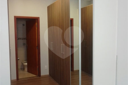 Condomínio à venda com 4 quartos, sendo 2 suítes, em Wanel Ville, Sorocaba, SP