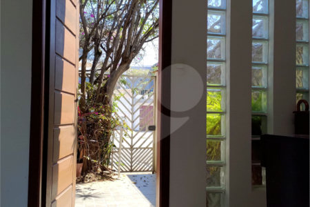 Casa à venda com 6 quartos, sendo 4 suítes, em Planalto Paulista, São Paulo, SP