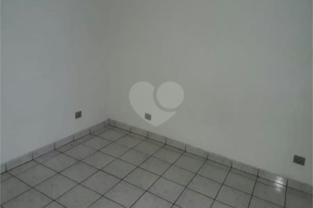 Casa à venda com 4 quartos, sendo 1 suíte, em Vila Guarani (z Sul), São Paulo, SP