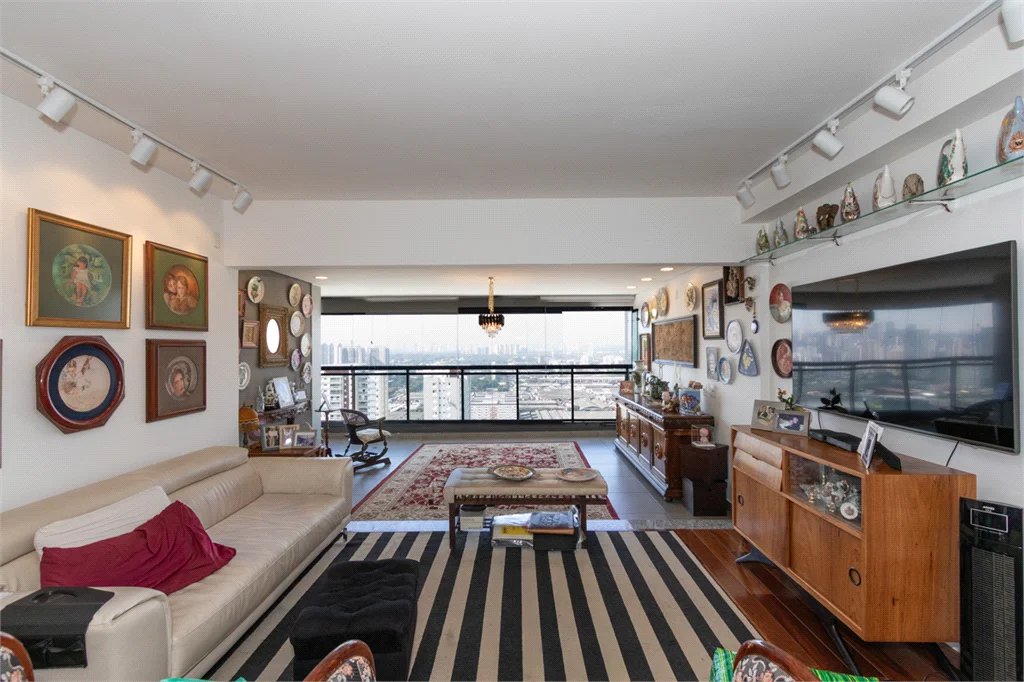 Apartamento à venda com 3 suítes em Vila Leopoldina, São Paulo, SP