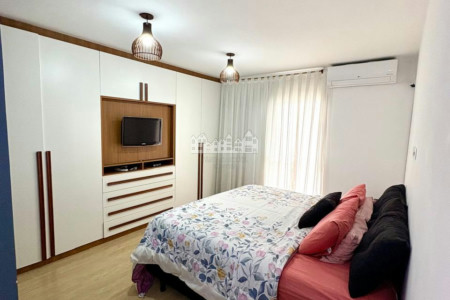 Sobrado à venda com 3 quartos, sendo 1 suíte, em Jardim Paulista, Atibaia, SP