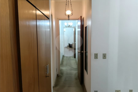 Apartamento à venda com 3 quartos, sendo 1 suíte,  em Higienópolis, São Paulo, SP
