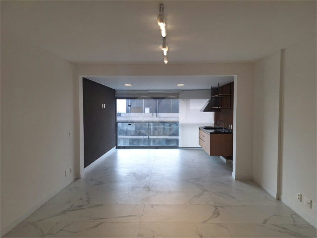 Apartamento para alugar com 3 suítes em Vila Madalena, São Paulo, SP