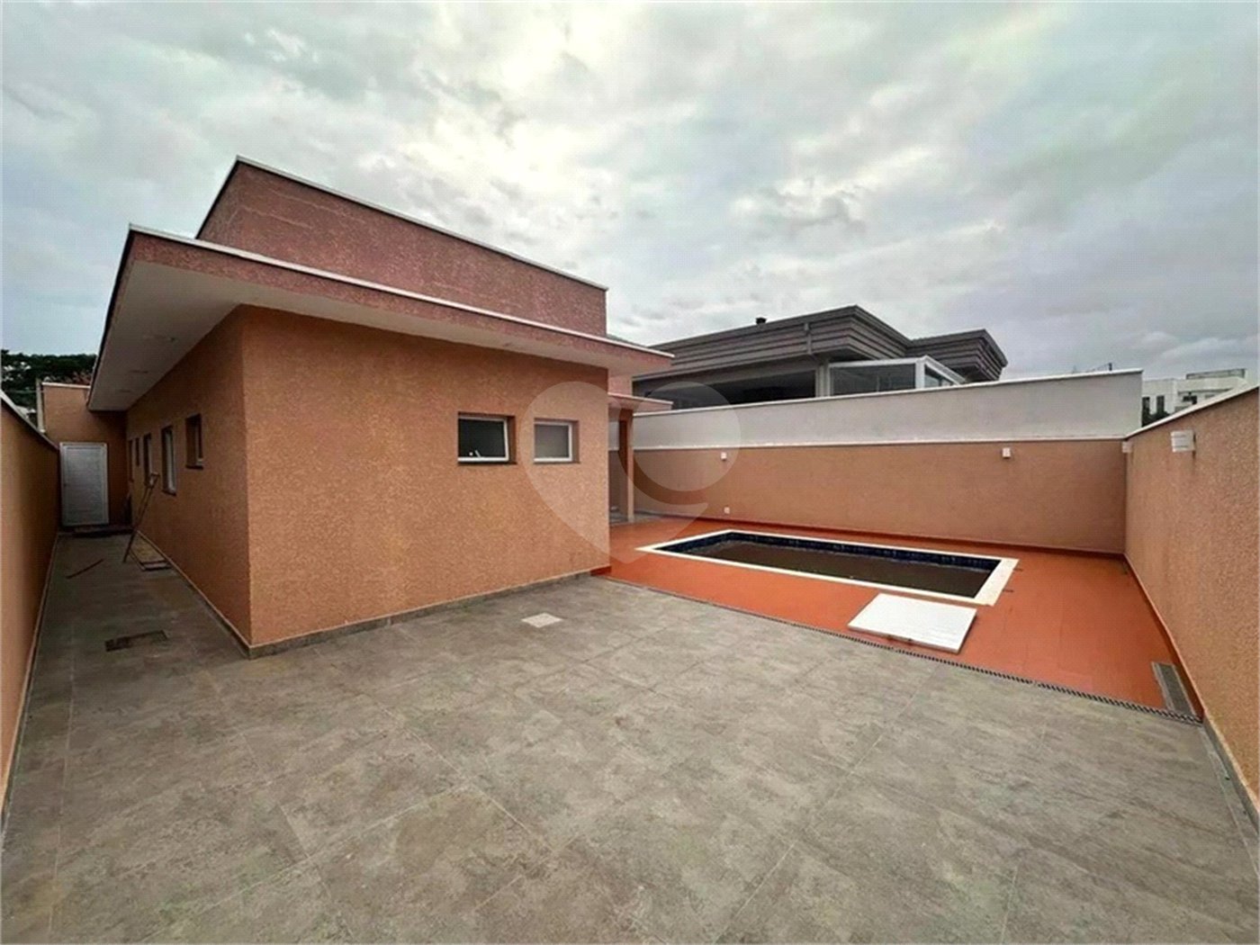 Casa à venda com 3 quartos, sendo 1 suíte, no condomínio Residencial Villa Verona, Sorocaba - SP