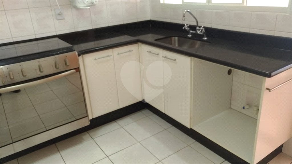 Casa à venda ou para alugar com 2 quartos, sendo 1 suíte, em Jardim do Lago, Atibaia, SP