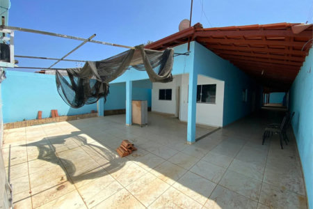 Casa à venda com 3 quartos, sendo 1 suíte, em São Félix, Balsas, MA