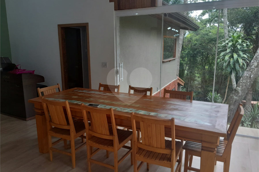 Casa à venda com 3 quartos no condomínio Sausalito, Mairiporã - SP