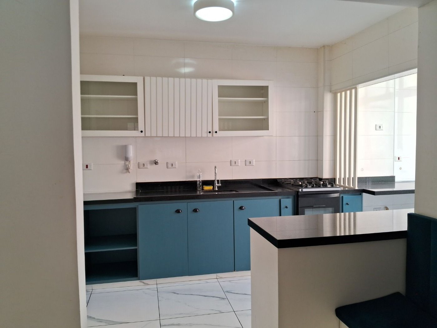 Apartamento com 2 dormitórios à venda, 95 m² por R$ 830.000,00 - Ponta da Praia - Santos/SP