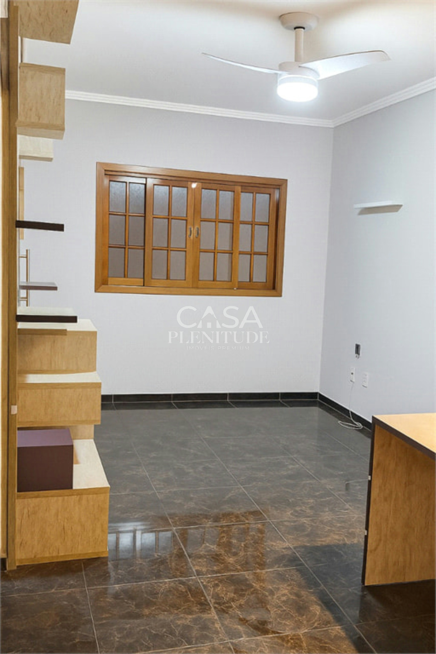 Casa de Vila à venda com 3 quartos, sendo 1 suíte,  em Wanel Ville, Sorocaba, SP