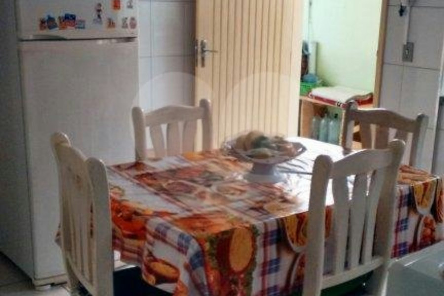 Casa à venda com 2 quartos, sendo 1 suíte, em Vila Constança, São Paulo, SP
