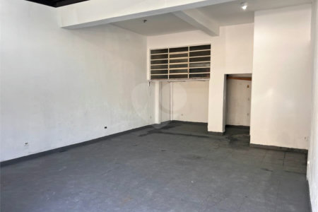 Sobrado à venda com 2 quartos, sendo 1 suíte, em Vila Correa, Ferraz de Vasconcelos, SP
