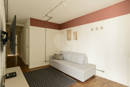 Apartamento à venda com 4 quartos, sendo 2 suítes, em Vila Olímpia, São Paulo, SP
