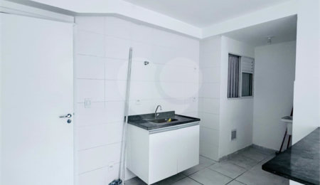 Apartamento para alugar com 1 quarto em Jardim Vila Galvão, Guarulhos, SP
