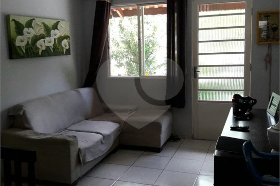 Casa à venda com 2 quartos no condomínio Nova Vida, São Paulo - SP