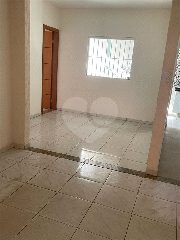 Casa à venda com 6 quartos, sendo 2 suítes, em Novo Eldorado, Contagem, MG