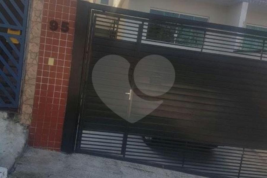 Sobrado à venda com 3 suítes em Pirituba, São Paulo, SP