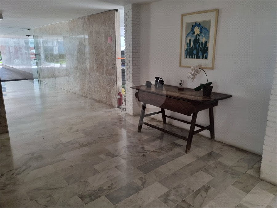 Apartamento à venda ou para alugar com 3 quartos, sendo 1 suíte, em Cerqueira César, São Paulo, SP