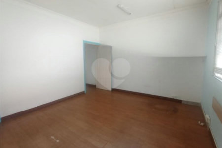 Sobrado à venda com 2 quartos em Santana, São Paulo, SP
