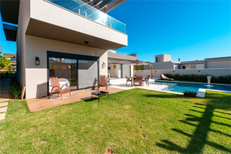 Casa à venda com 4 suítes em Condomínio Porto Atibaia, Atibaia, SP
