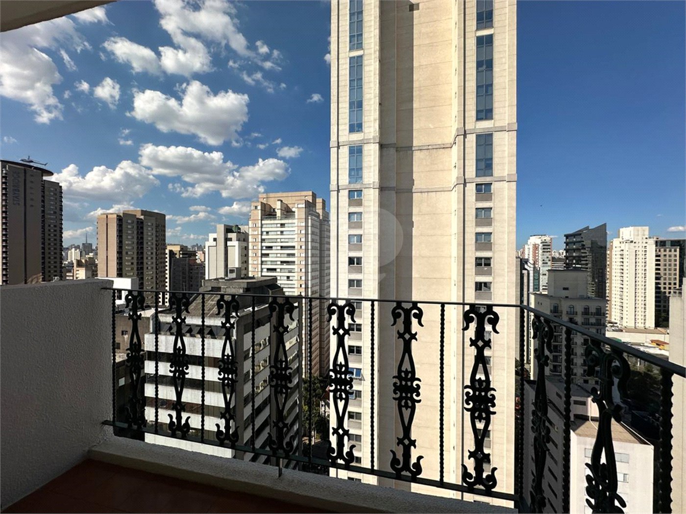 Apartamento para alugar com 2 quartos, sendo 1 suíte, em Itaim Bibi, São Paulo, SP