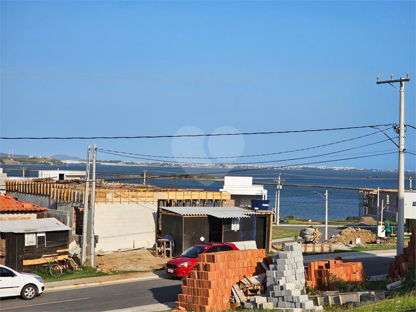 Casa em condomínio à venda em Nova São Pedro, São Pedro da Aldeia, RJ