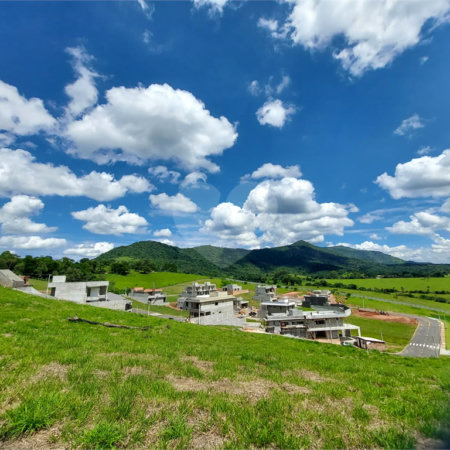Terreno à venda no condomínio Greenfild, Atibaia - SP