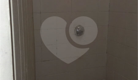 Sobrado à venda com 4 quartos, sendo 1 suíte, em Vila Mazzei, São Paulo, SP