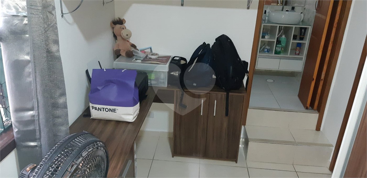 Sobrado à venda com 3 suítes em Parada Inglesa, São Paulo, SP