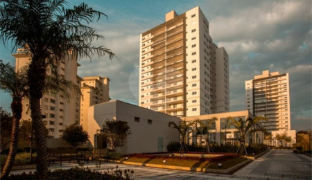 Apartamento à venda com 3 quartos, sendo 1 suíte,  em Jardim Vazani, São Paulo, SP