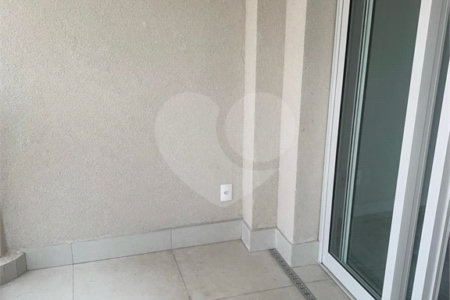 Apartamento à venda com 2 quartos, sendo 1 suíte,  em Vila Ester (zona Norte), São Paulo, SP