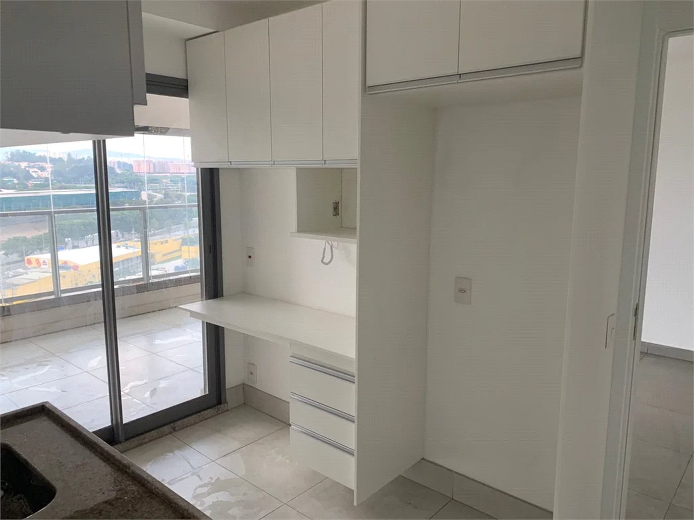 Apartamento à venda com 3 quartos, sendo 1 suíte,  em Vila Leopoldina, São Paulo, SP