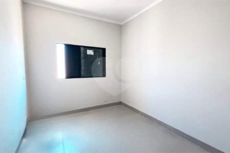 Casa à venda com 2 quartos, sendo 1 suíte,  em Portal das Araras, Três Lagoas, MS