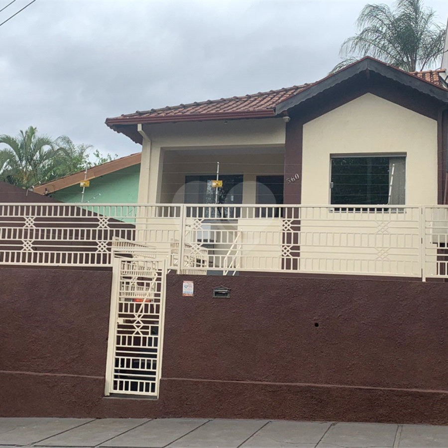 Casa para venda no Centro.