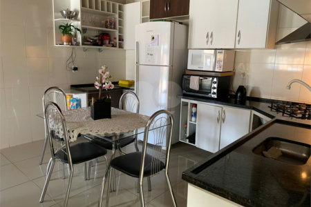 Casa de 3 quartos em Ibaté - SP