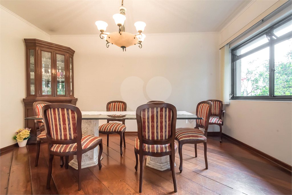 Apartamento à venda no Campo Belo 4 dormitórios 3 vagas